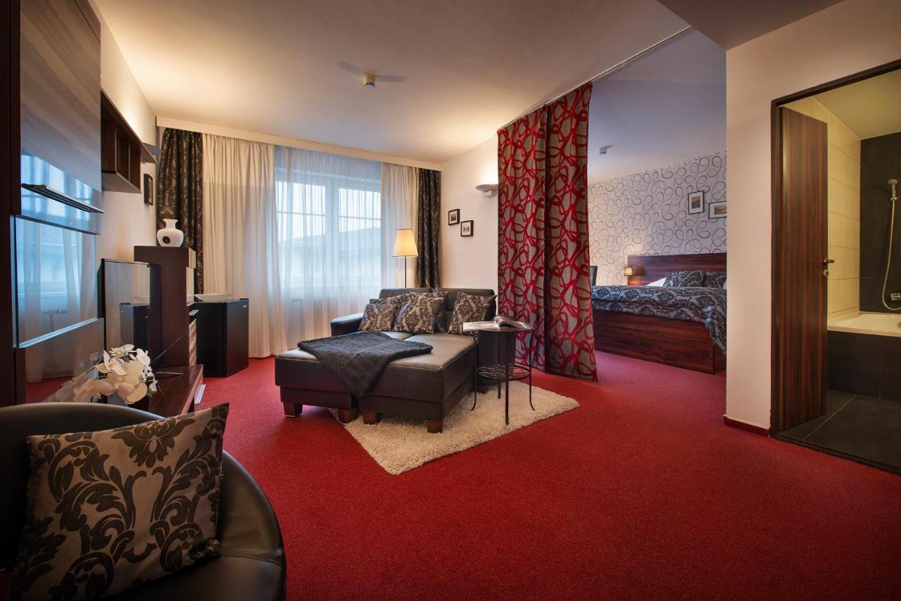 Parkhotel Morris Nový Bor Εξωτερικό φωτογραφία